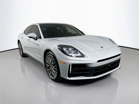 Used 2026 Porsche Panamera 4 AWD/4WD image 9