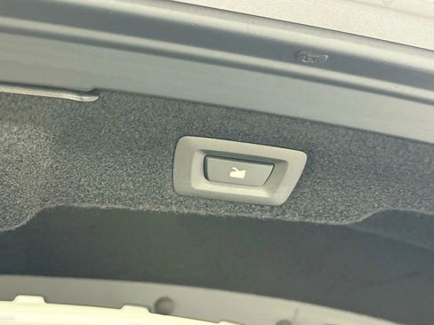 Used 2025 Lucid Air Touring image 38