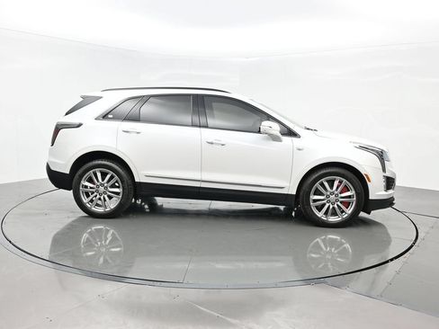 Certified 2024 Cadillac XT5 Sportv w/ Technology Package AWD/4WD image 7