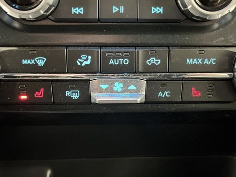 Used 2025 Ford F150 Lightning XLT image 7