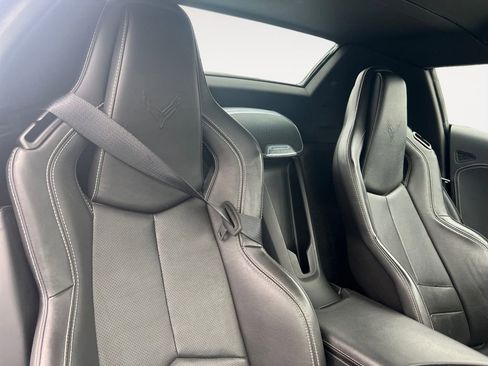 Used 2024 Chevrolet Corvette Stingray image 30