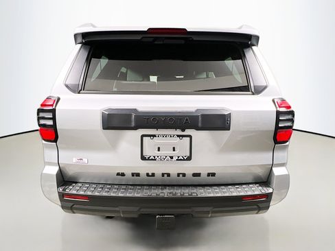 Used 2025 Toyota 4Runner SR5 image 6