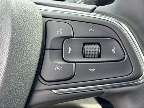 New 2026 Buick Envista Sport Touring w/ Convenience I Package FWD image 17