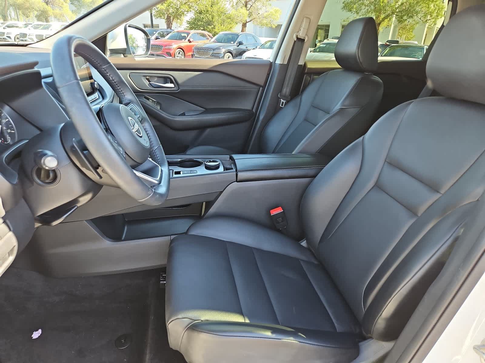 Used 2023 Nissan Rogue SV w/ SV Premium B Package AWD/4WD image 15