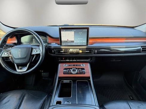 Used 2021 Lincoln Aviator Grand Touring w/ Class IV Trailer Tow Package AWD/4WD image 12