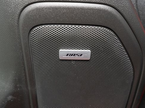 Used 2021 GMC Sierra 1500 SLT w/ SLT Premium Plus Package image 17