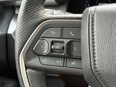 Used 2025 Toyota Tacoma TRD Sport w/ TRD Sport Premium Package AWD/4WD image 21