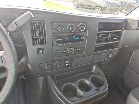 Used 2024 GMC Savana 2500 w/ Driver Convenience Package image 11