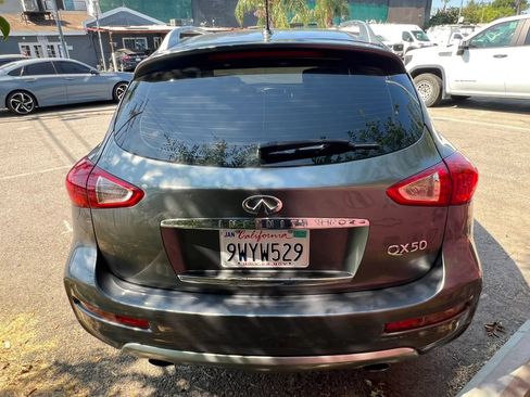Used 2017 INFINITI QX50 2WD w/ Premium Plus Package image 5