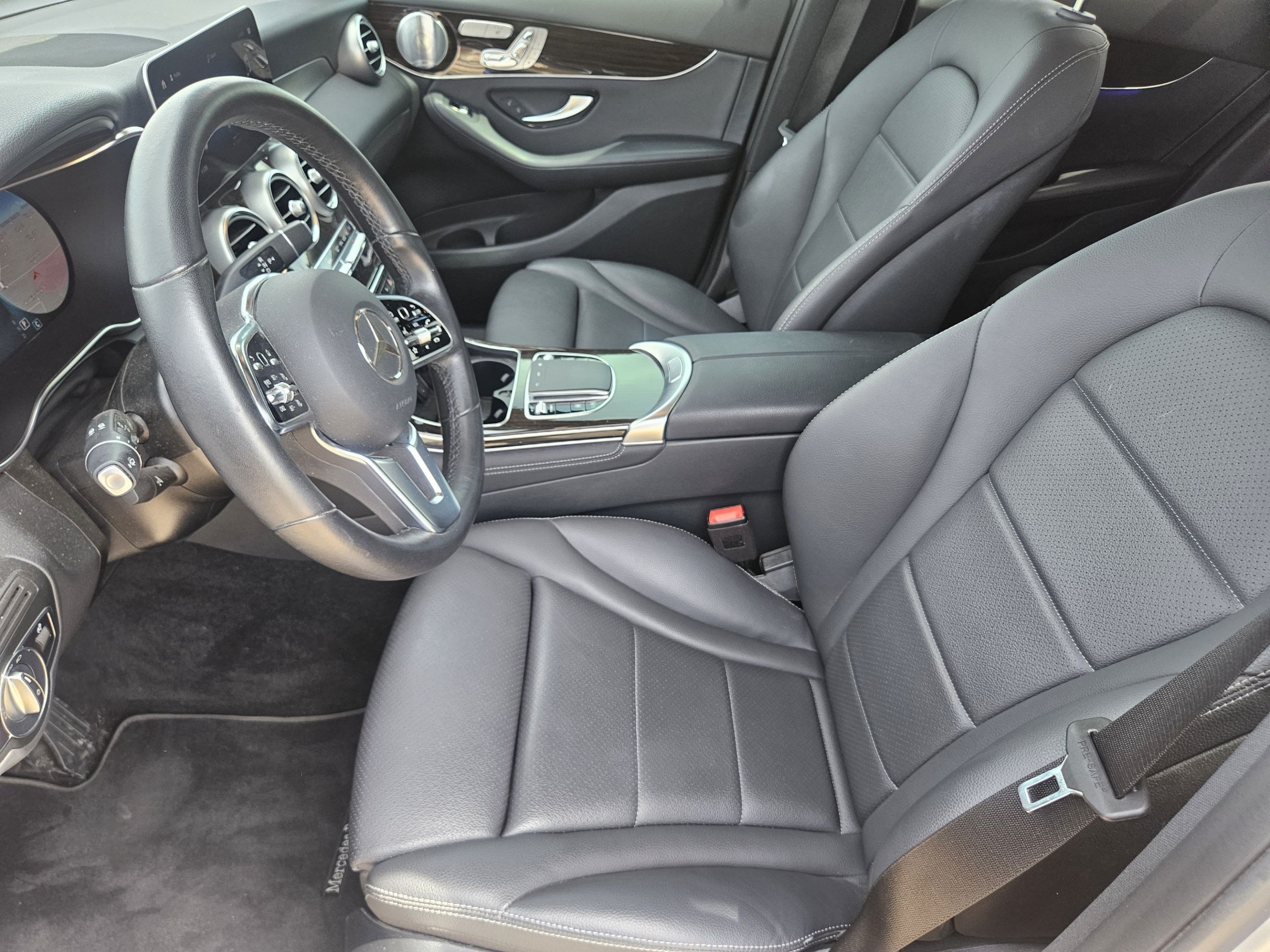Used 2020 Mercedes-Benz GLC 300 image 5