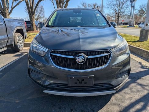Used 2018 Buick Encore Preferred image 2