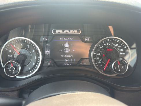 Used 2025 RAM 1500 Big Horn AWD/4WD image 23