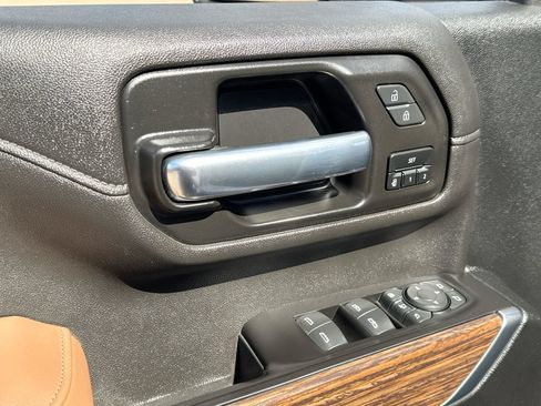 Used 2021 Chevrolet Silverado 3500 High Country AWD/4WD image 13
