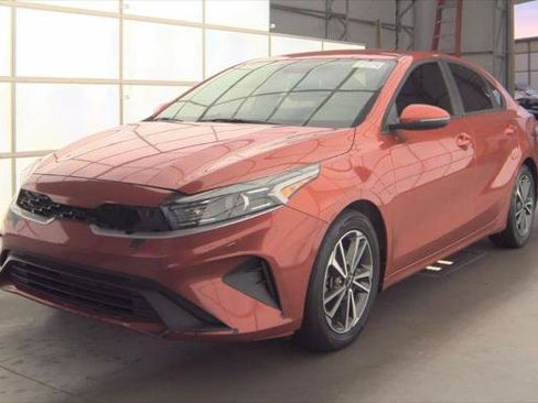 Used 2023 Kia Forte LXS w/ LXS Technology Package FWD image 22