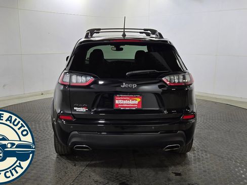Used 2019 Jeep Cherokee Limited AWD/4WD image 6