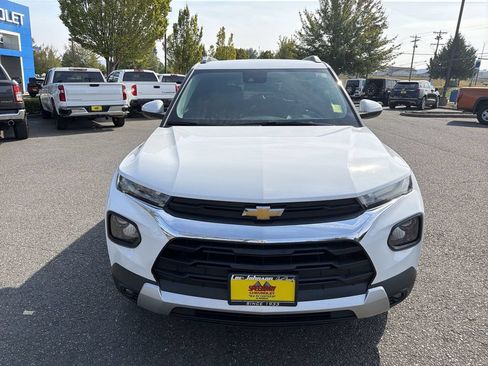 Used 2023 Chevrolet TrailBlazer LT w/ Convenience Package AWD/4WD image 4