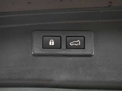 Used 2025 Subaru Outback Limited w/ Tech Package 3 AWD/4WD image 18