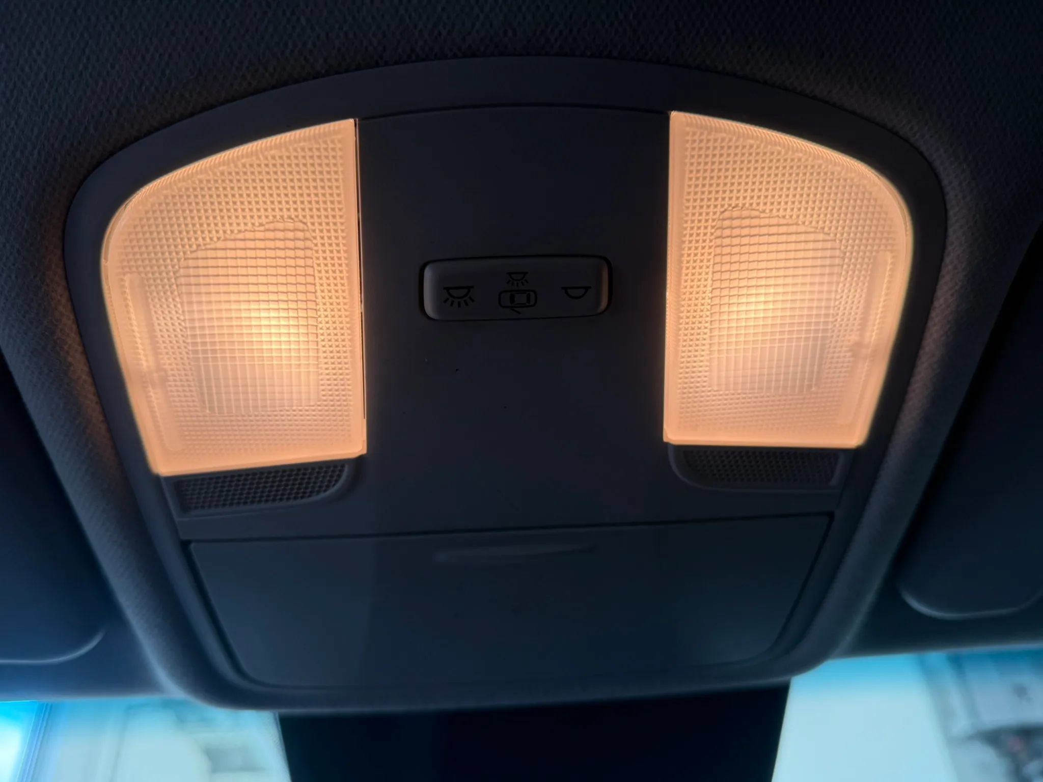 Used 2020 Hyundai Kona SEL FWD image 31