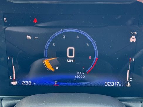 Used 2025 Chevrolet TrailBlazer RS w/ Convenience Package FWD image 13