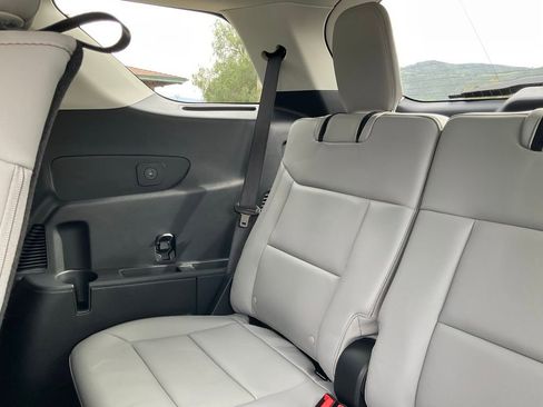 New 2026 Ford Explorer Active w/ Active Comfort Package image 30