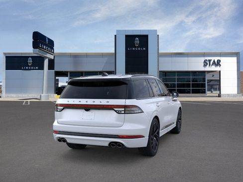 New 2025 Lincoln Aviator Black Label w/ Black Label Special Edition AWD/4WD image 8