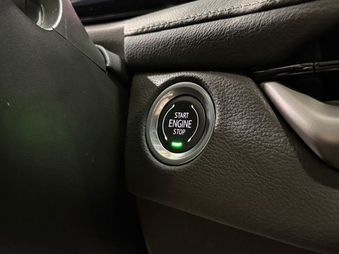 Used 2024 Cadillac XT4 Premium Luxury FWD image 34