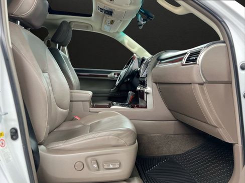 Used 2011 Lexus GX 460 w/ Comfort Plus Pkg image 22