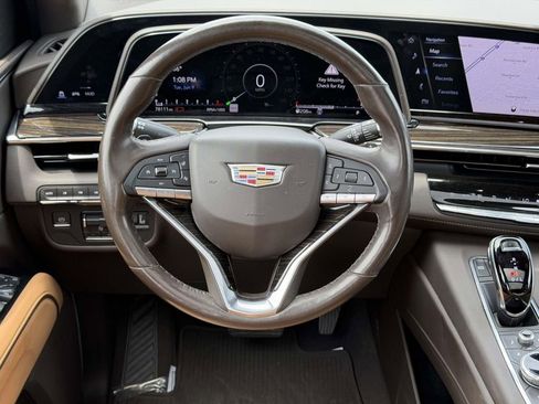 Used 2021 Cadillac Escalade ESV Sport w/ Heavy-Duty Trailer Package AWD/4WD image 21