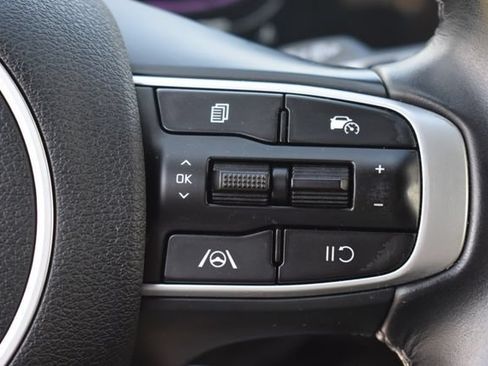 Used 2023 Kia Sportage EX FWD image 24