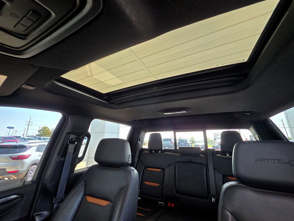 Used 2024 GMC Sierra 2500 AT4 w/ AT4 Premium Plus Package AWD/4WD image 83