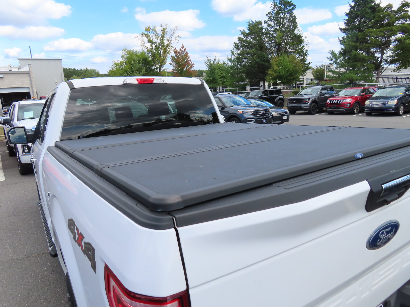Used 2020 Ford F150 XLT w/ Equipment Group 302A Luxury AWD/4WD image 11