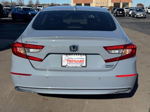 Used 2022 Honda Accord Touring image 5
