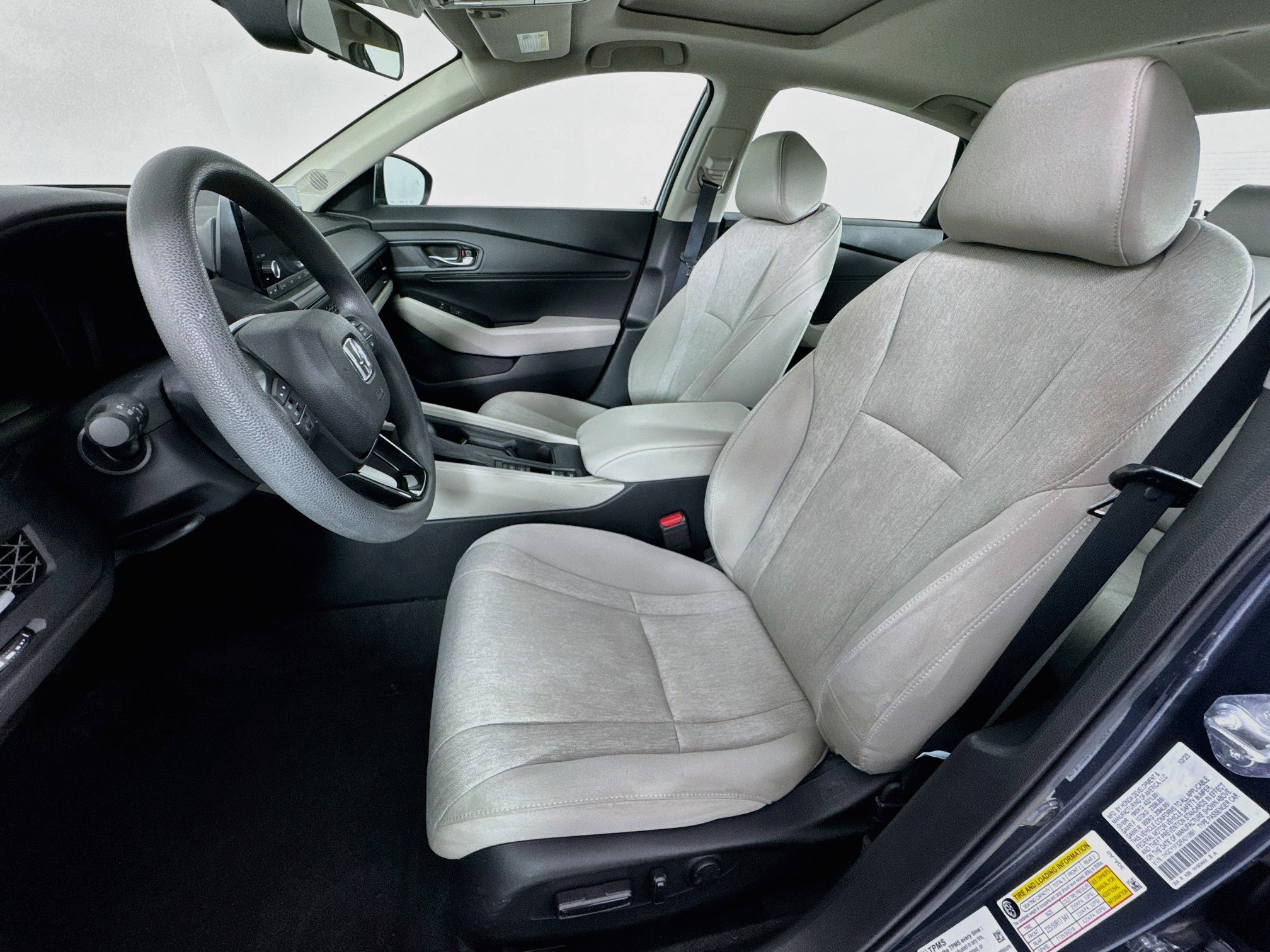 Certified 2024 Honda Accord EX image 20