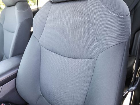Certified 2025 Toyota RAV4 XLE AWD/4WD image 25