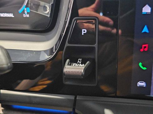 New 2025 Porsche Panamera 4 image 32