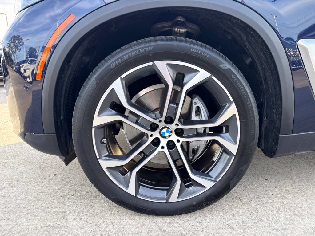 Certified 2024 BMW X5 xDrive40i w/ Executive Package AWD/4WD image 9