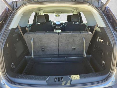 Used 2024 Ford Explorer Limited image 6