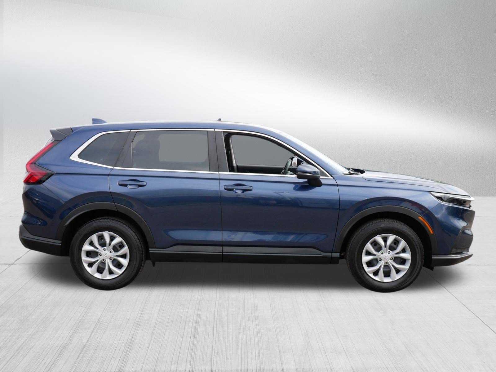 Used 2024 Honda CR-V LX image 8