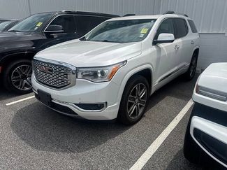 Used 2017 GMC Acadia Denali AWD/4WD video 1