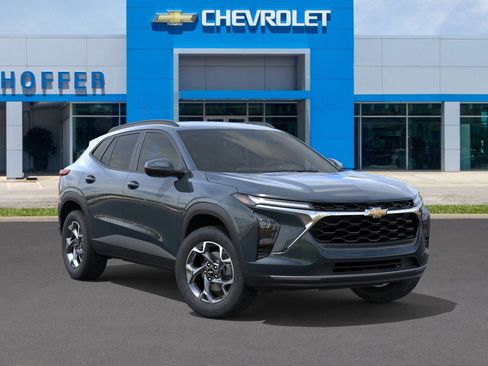 New 2026 Chevrolet Trax LT image 7