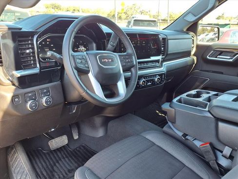 Used 2024 GMC Sierra 1500 Elevation image 21