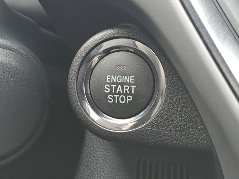 Certified 2025 Subaru Crosstrek 2.5i Limited w/ Crosstrek Mirror Package image 26