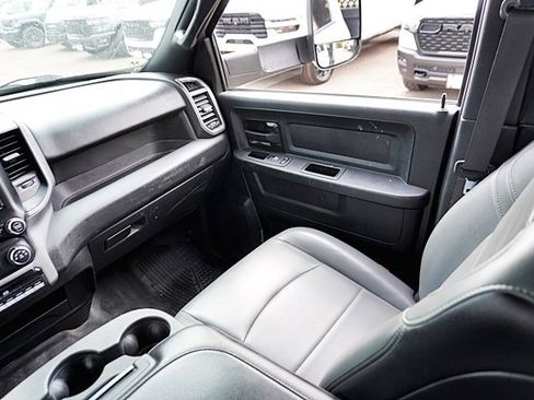 Used 2021 RAM 5500 Tradesman w/ Safety Group image 25