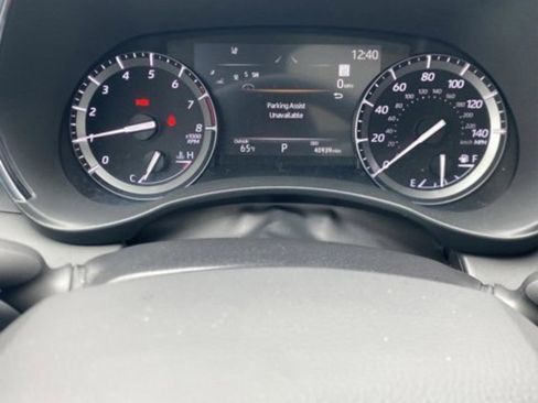 Used 2021 Toyota Highlander Platinum image 17