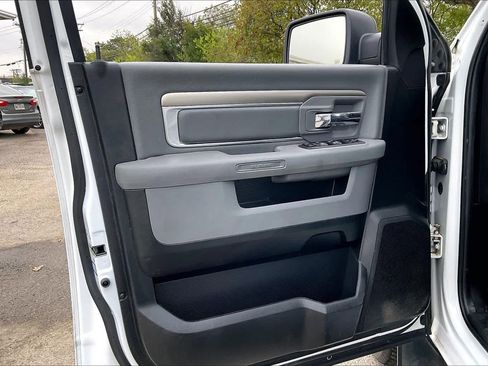 Used 2018 RAM 1500 Lone Star image 21