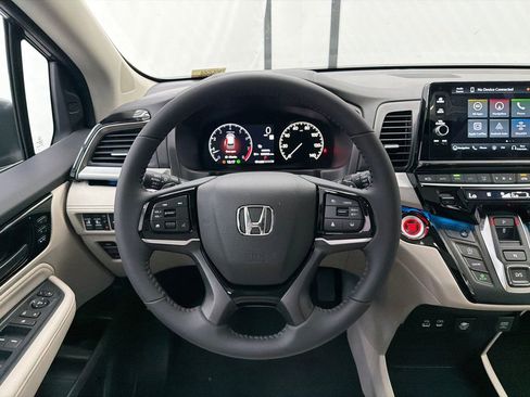New 2026 Honda Odyssey Touring image 27