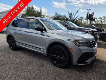 Used 2022 Volkswagen Tiguan SE R-Line