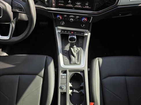 New 2025 Audi Q3 2.0T Premium w/ Convenience Package image 23