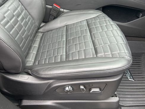 Used 2024 Cadillac Escalade Sport Platinum w/ LPO, ONYX Package image 55