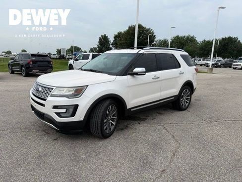 Used 2016 Ford Explorer Platinum AWD/4WD image 6